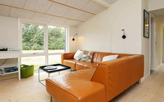 Gorgeous Holiday Home in Jutland, Midtjylland With Sauna
