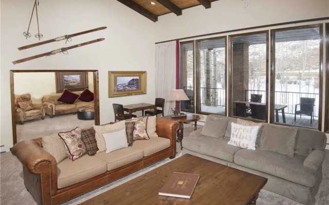 Sunburst Residence 5 Bedrooms 3.5 Bathrooms Home