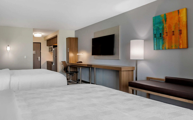 Mainstay Suites Waukeewest Des Moines