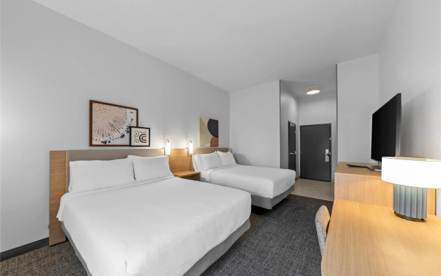 Spark by Hilton Cincinnati Airport South
