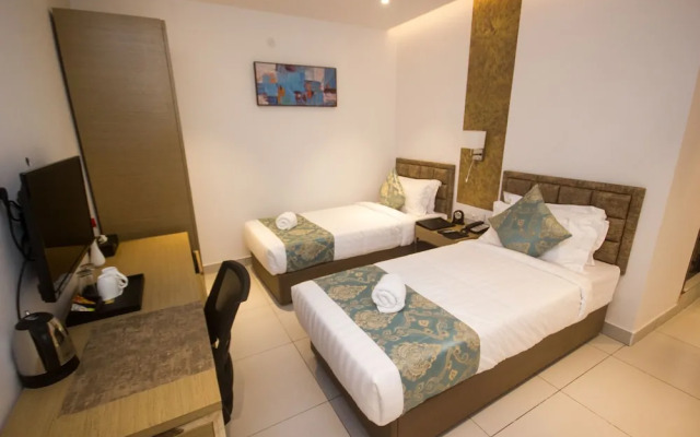 Capital O 36137 Vihaari 24 Business Hotel