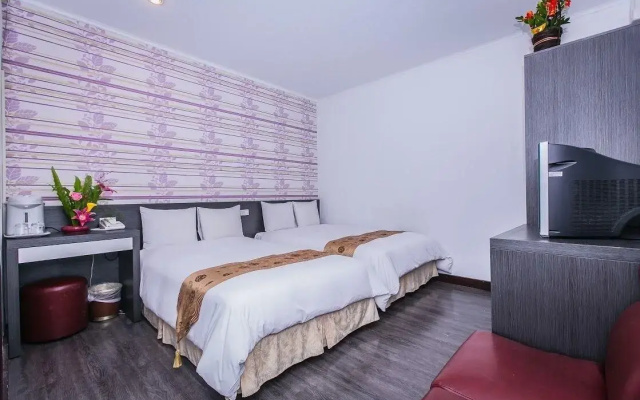 Hotel Queen