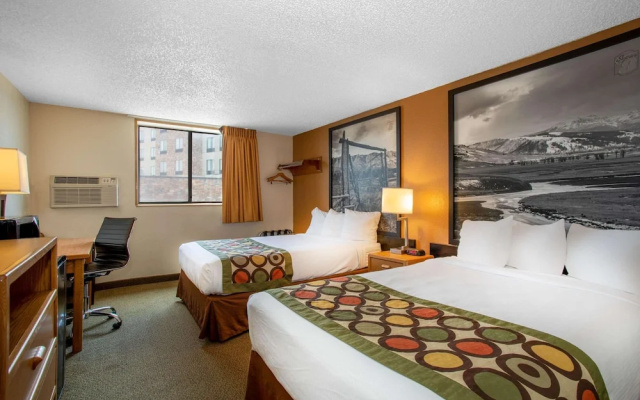 Super 8 Cheyenne WY