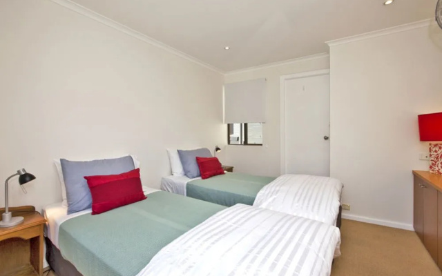 Newcastle Terraces & Apartments - Ruby Terrace