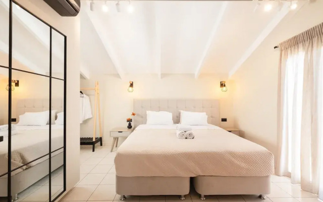 Manthos Beachfront Apartments