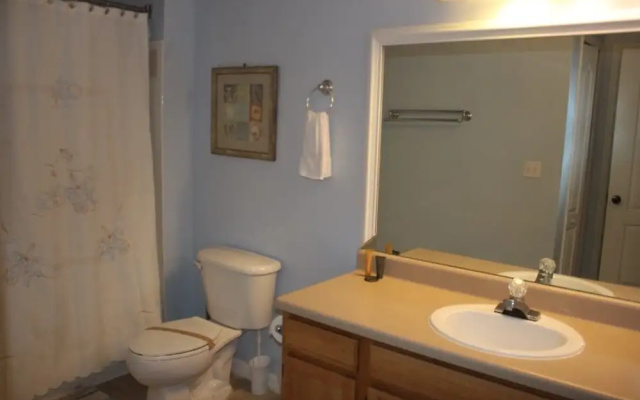 Runaway Beach - 2 Bd Villa (RW 15103)