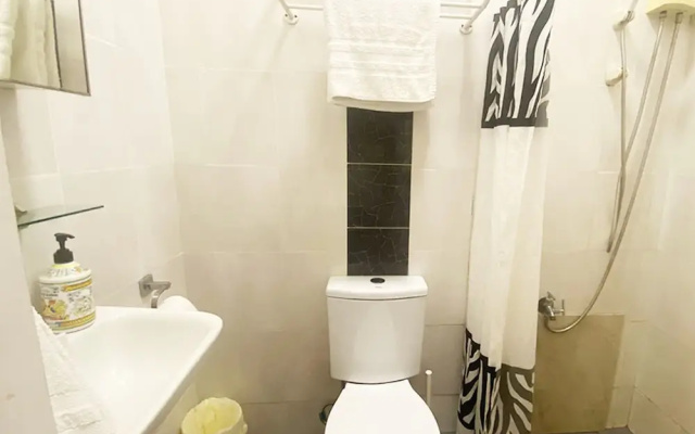Little Norway guest house - Close to airport