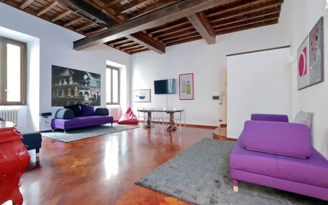 Campo dei Fiori 3-bed Apartment, hi Standing
