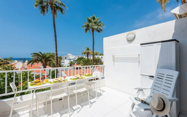 B18 modern original apartment
