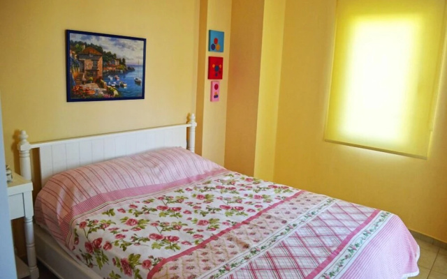 1 Bedroom Apartment Lake View 6 by Likya Global