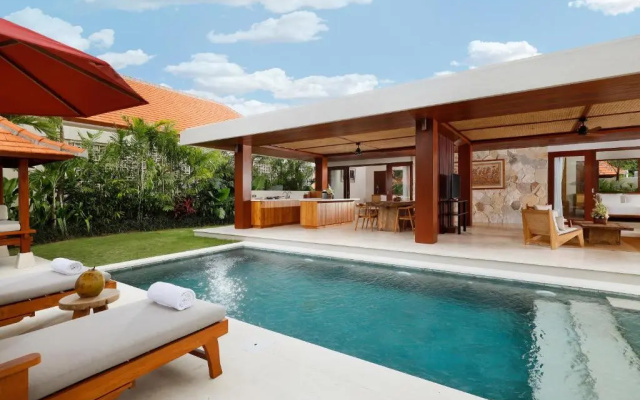 Villa Maya Pasut by Nakula