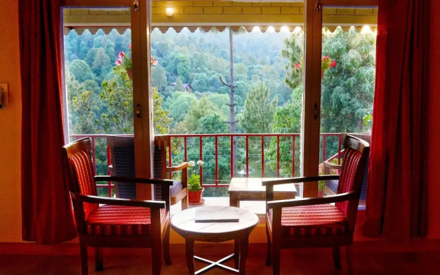 Majkhali Woods, Ranikhet, By Himalayan Eco Lodges