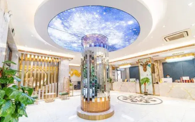 Hemey Hotel (Guigang Wanda Plaza)