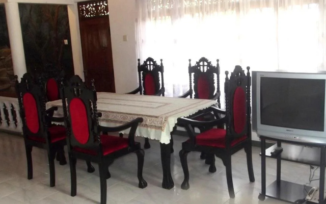 Villa Lochana