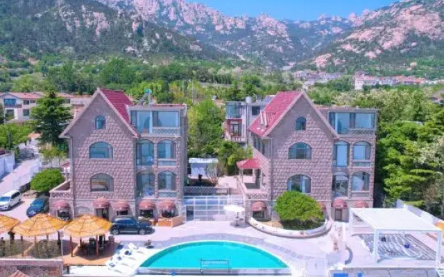 Sanmengji Seaview Pool Vacation Homestay (Laoshan Scenic Area Branch)