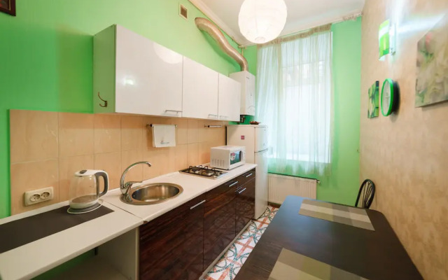 LeonRooms Ekaterinenskaya 18