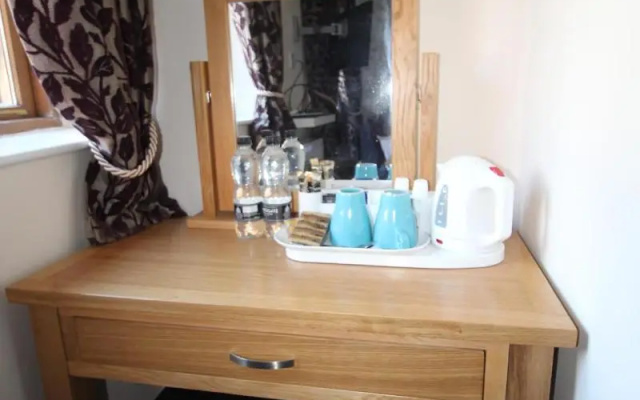 The Clothiers Arms