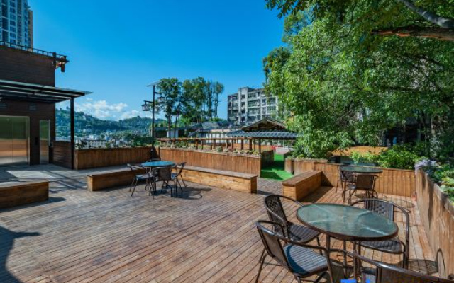 Floral Hotel·Phoenix Perch Lodge Hotel