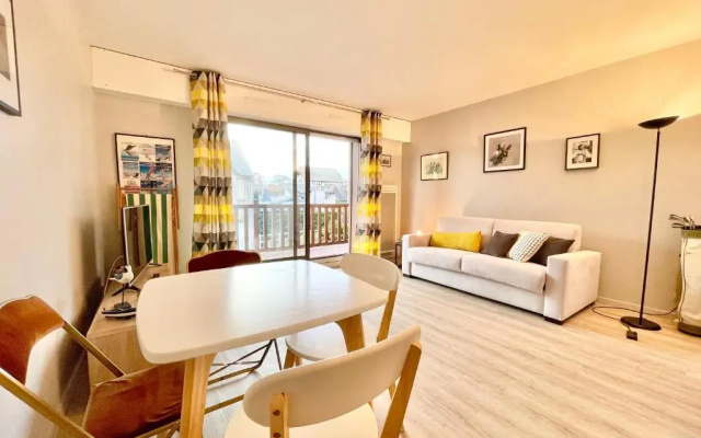 ECHAPPEE CHIC - Balcon - 150 m Casino Deauville & Plage