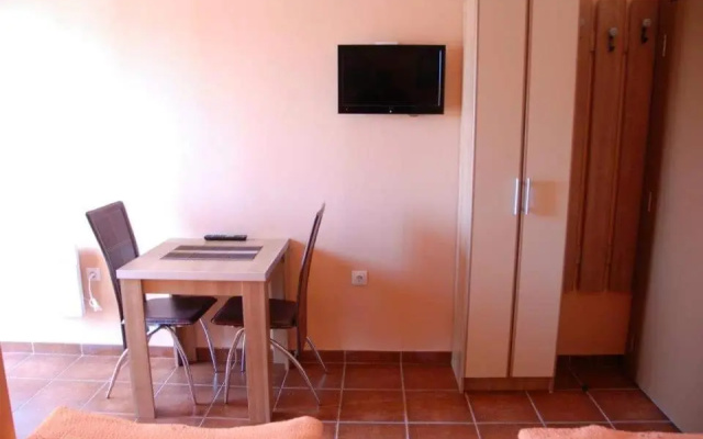 Letnjikovac rooms