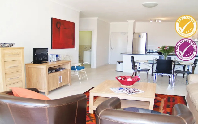 Majestic Loft Muizenberg Beachfront