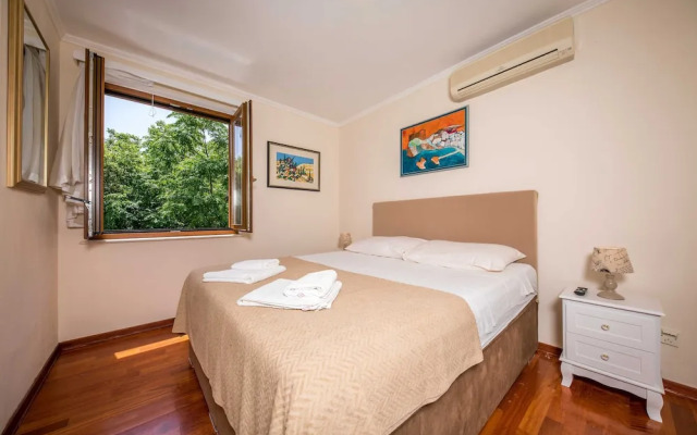 Holiday Home Lapad Beach Royal