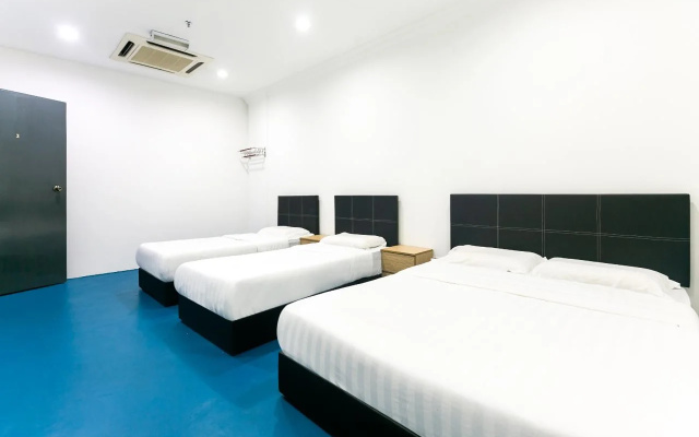 Capsule Inn