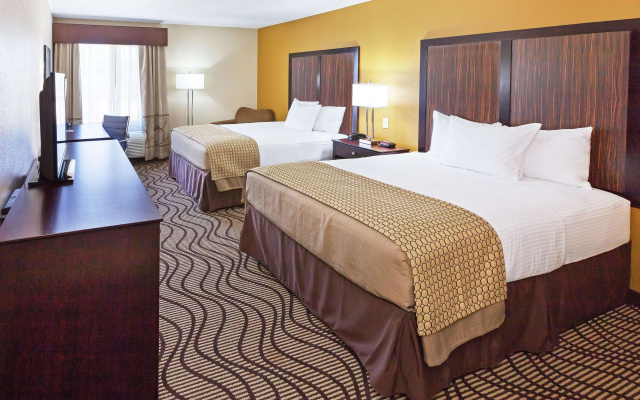 La Quinta Inn & Suites by Wyndham Floresville