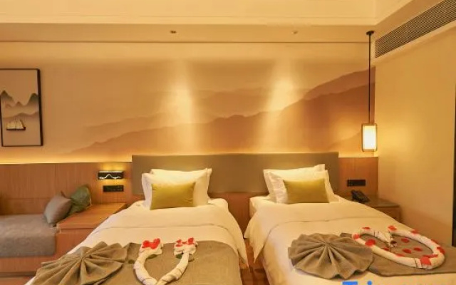 Wugongshan Savile Taoyuan Mountain Residence Hotel (Wugongshan Tourist Center)