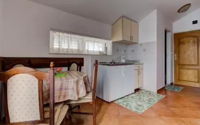 Sea Line Apartments