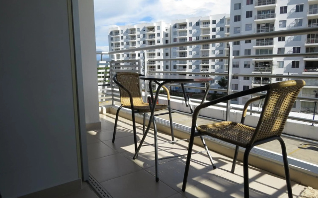 Precioso apartamento con piscina y wifi