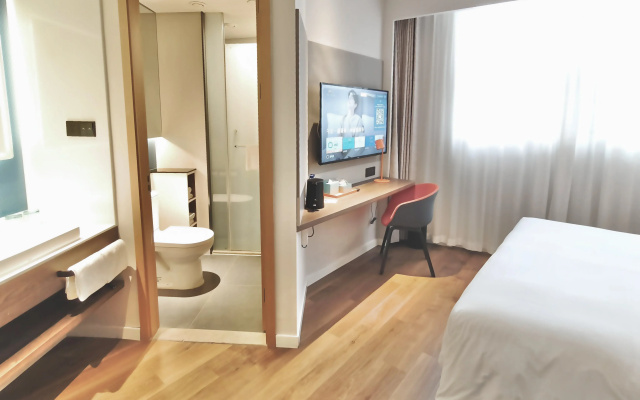 Holiday Inn Express Xian Qujiang Center