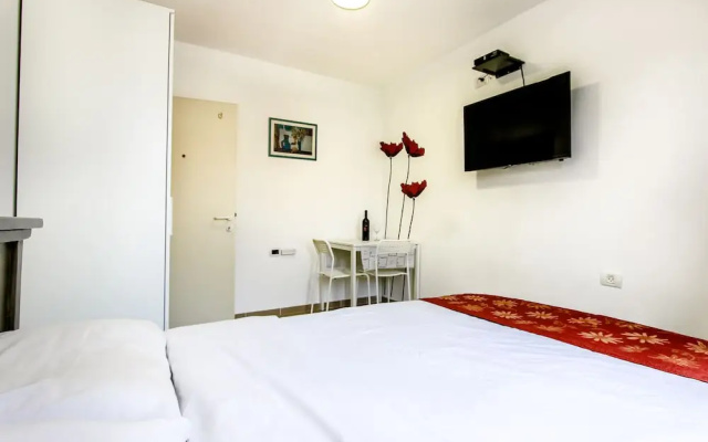 Britel Apartments