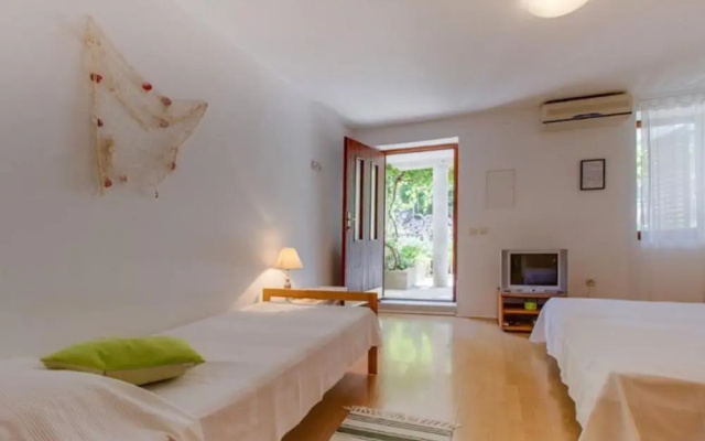Apartment Jelena