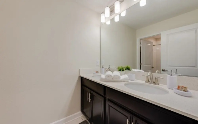 Vhc Slt4 4833 4 Bedroom Townhouse