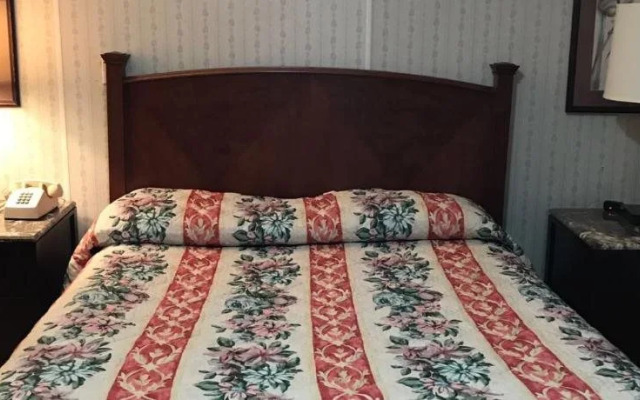 Royale Coach Motor Lodge
