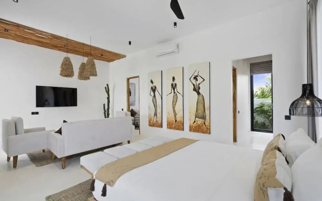 Marbella Villa by Betterplace