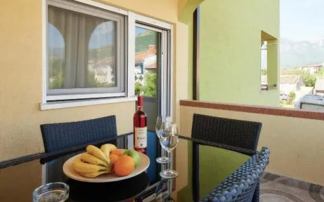Apartments Villa FourTuna