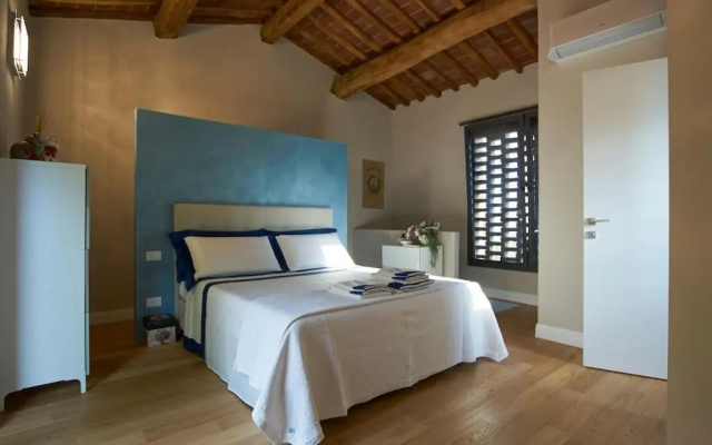 Villa Vestra in Vinci holiday home