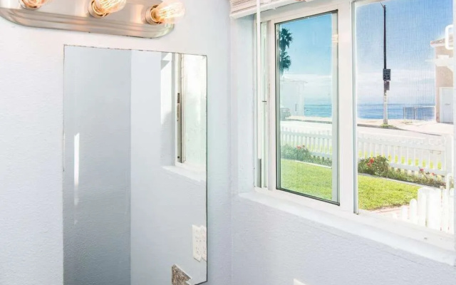 Pacific Bungalow