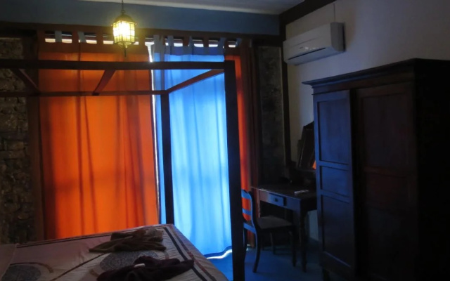 The Change Hotel
