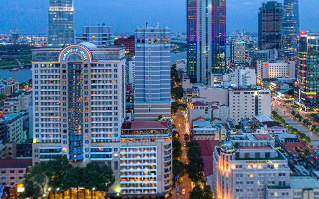 Отель Caravelle Saigon