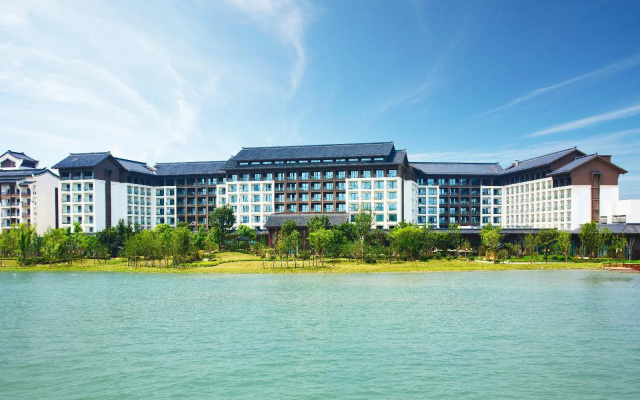 Crowne Plaza Wuxi Lake View