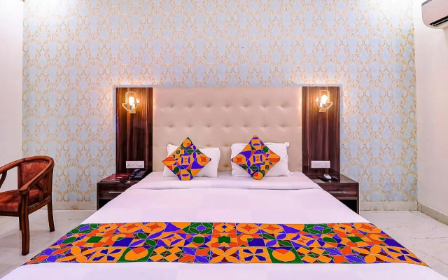 Fabhotel Swess Grand