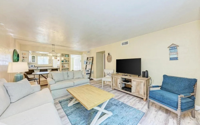 Anna Maria Island Runaway Tropical Dream