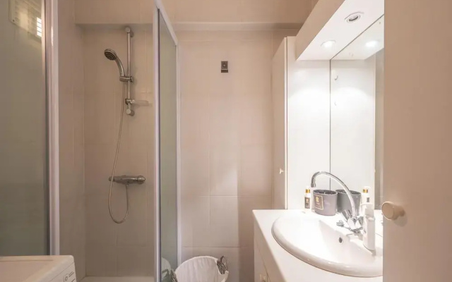 Apartment in Knokke-heist Near Lippenslaan