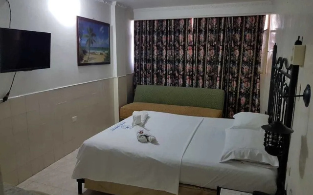 Hotel Rosmar