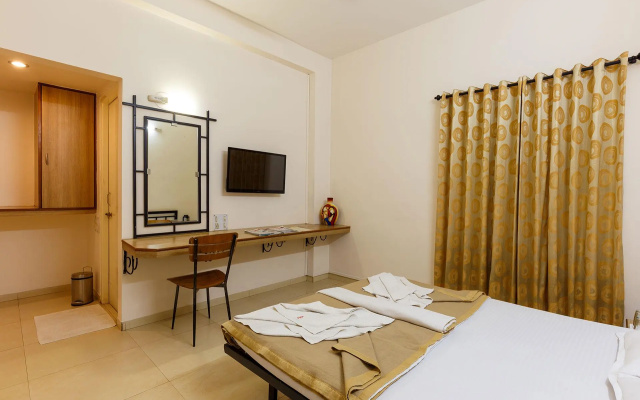 Hotel Rajpurush
