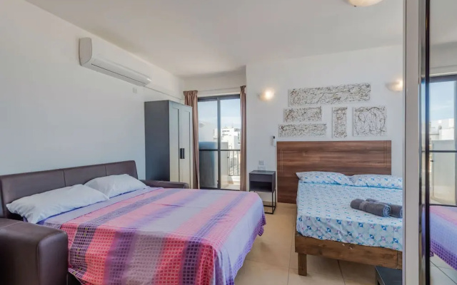 Getawaysmalta - Studio Penthouse With Seaview Terrace