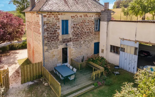 Holiday Home With Pool in Coubjours